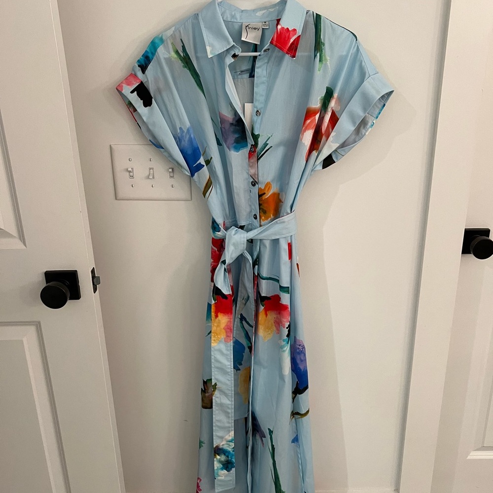 Finley Chantel blue sky floral dress size medium.